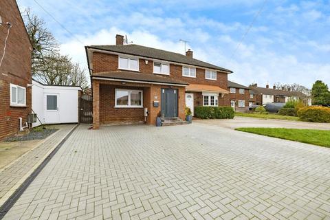 3 bedroom semi-detached house for sale, Oulton Way, Watford WD19