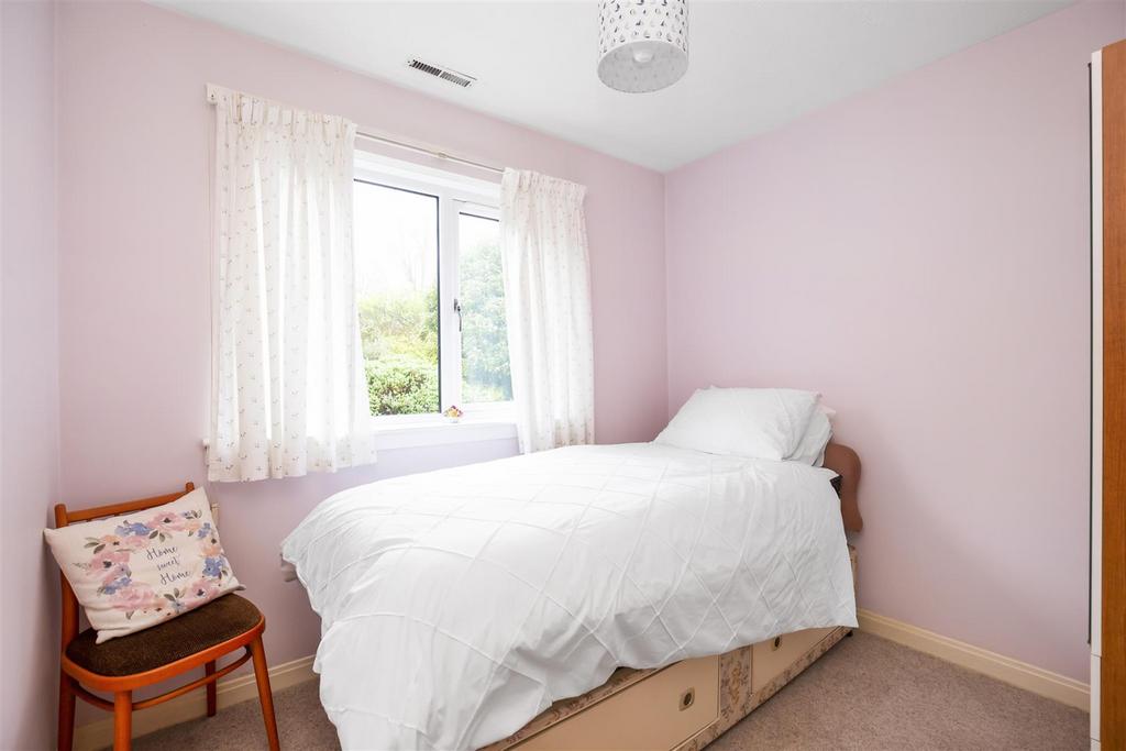 18 Kenmure Place13.jpg