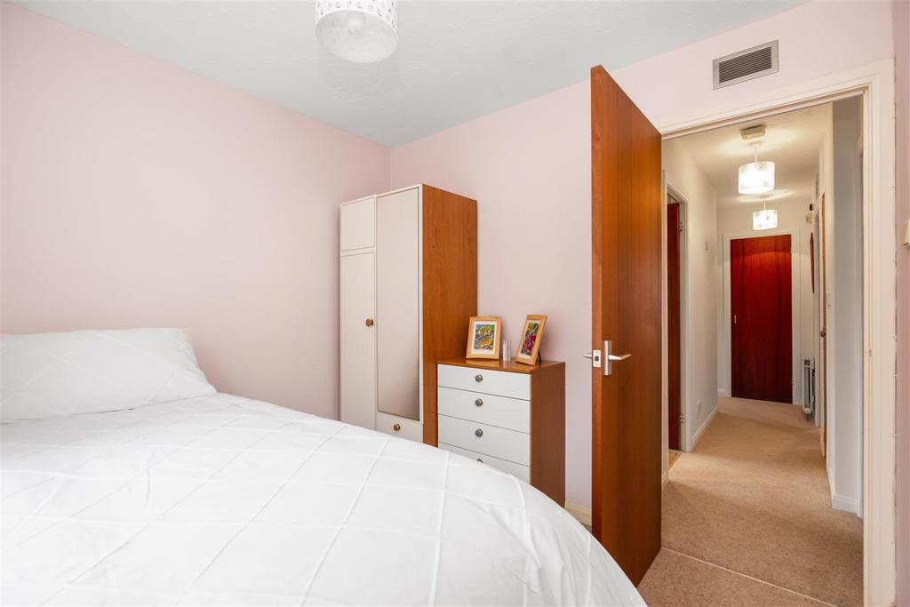 18 Kenmure Place14.jpg