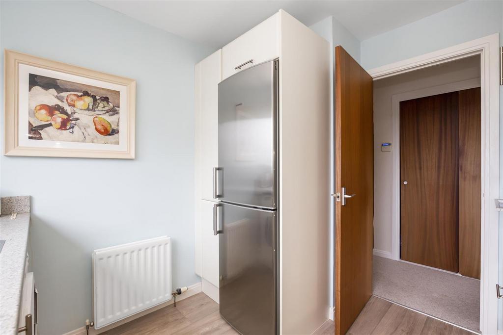 18 Kenmure Place10.jpg