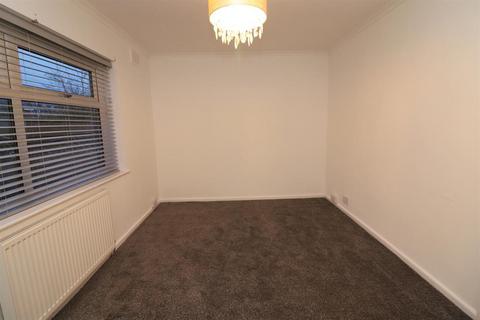1 bedroom flat to rent, Owlet Hall Road, Darwen, BB3 1JH
