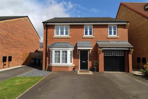 4 bedroom detached house for sale, Evergreen Way, Thirsk YO7