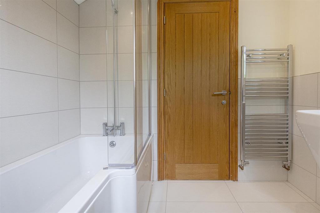 Bedroom Two En Suite