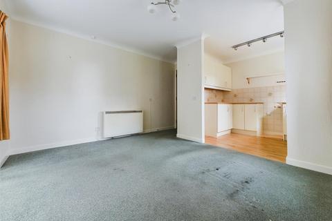 2 bedroom flat for sale, Robinswood, Engine Lane, Gateshead NE9
