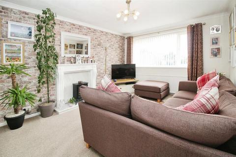 2 bedroom semi-detached bungalow for sale, Oakdale Drive, Bradford BD10