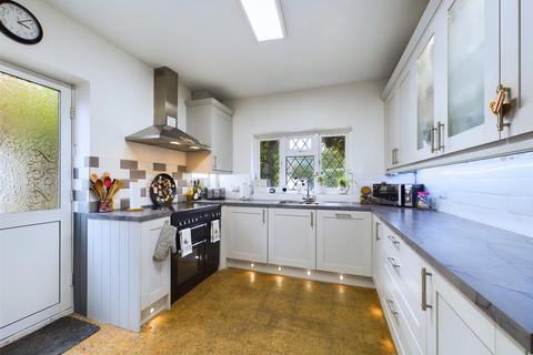 1 Whyteleafe Road, Caterham, CR3 5EG