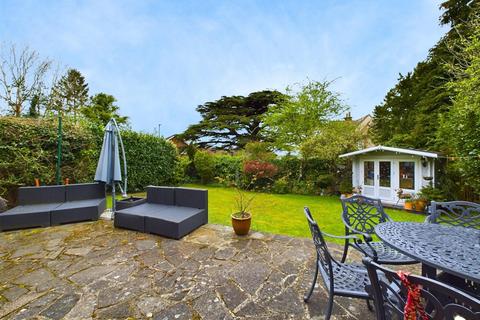 1 Whyteleafe Road, Caterham, CR3 5EG