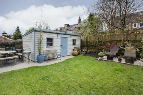 6 bedroom end of terrace house for sale, Gledholt Road, Huddersfield HD1