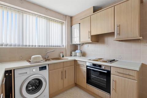 90 Beachcroft Road, Kingswinford, DY6 0HU
