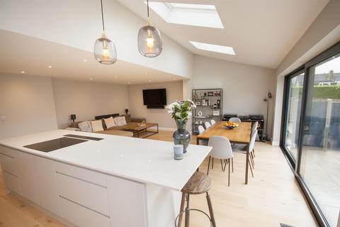 5 Holthouse Road, Tottington, Bury, BL8 3JP