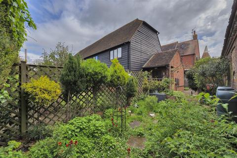 3 bedroom semi-detached house for sale, Hale Street, East Peckham, Tonbridge