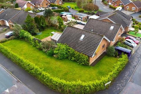 2 bedroom detached bungalow for sale, Vicarage Drive, Darwen