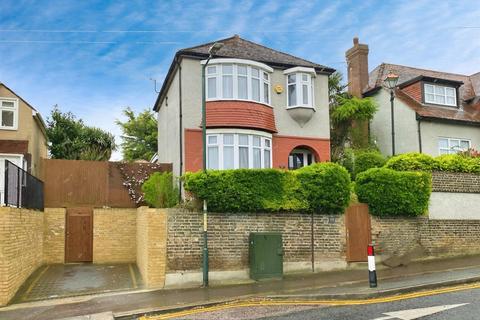 3 bedroom detached house for sale, Cliffe Road, Rochester