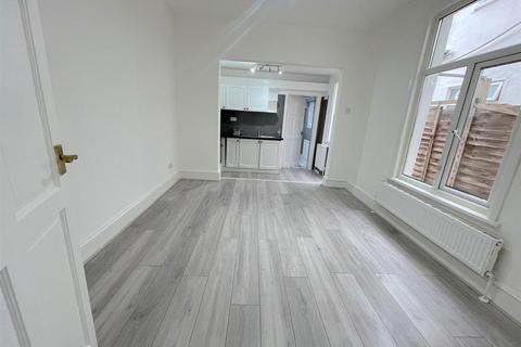 undefined, Cecil Road, Hounslow TW3