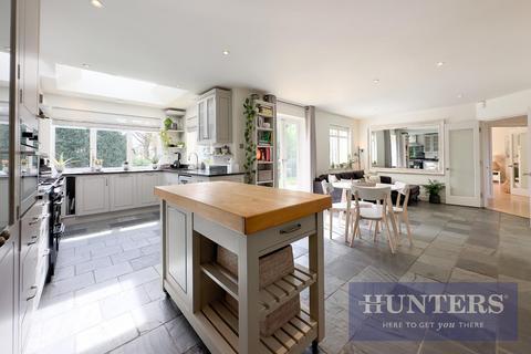 Wych Wood Coombe End, Kingston Upon Thames, KT2 7DQ