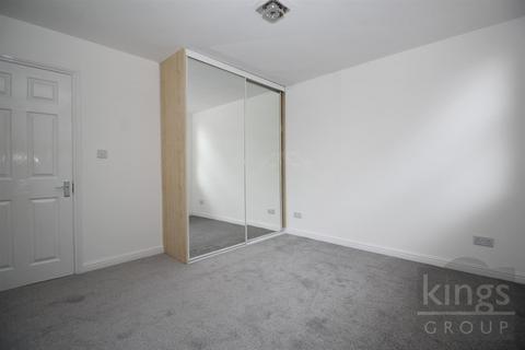 Flat 18, Trinity House Trinity Lane, Waltham Cross, EN8 7EF
