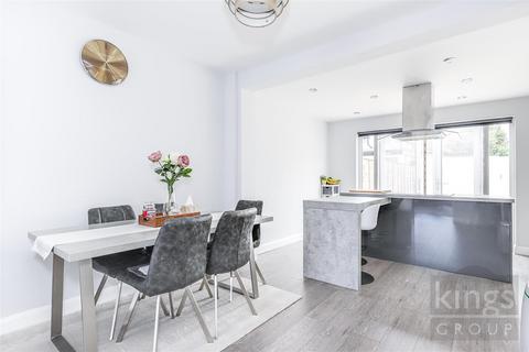 4 Mapleton Crescent, Enfield, EN3 5RA