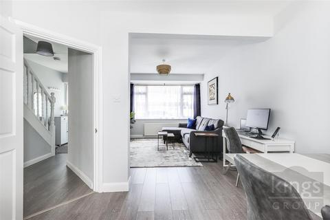4 Mapleton Crescent, Enfield, EN3 5RA