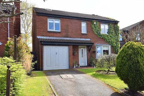 Macclesfield - 5 bedroom detached house for sale