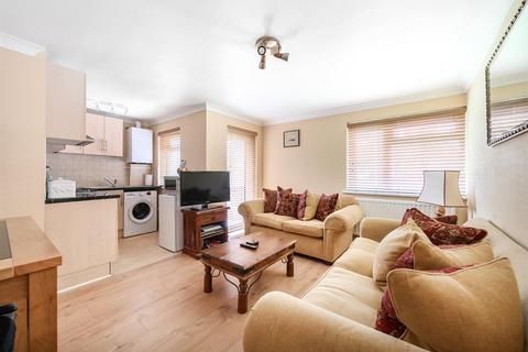 2 bedroom flat for sale, Dyne Road, London, NW6