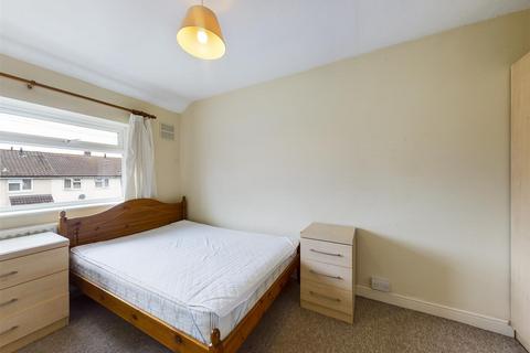 4 bedroom terraced house to rent, Whomerley Road, Stevenage, SG1 1SR