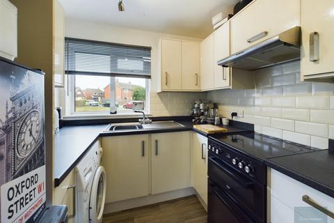 2 bedroom flat for sale, Blackmore Court, Melksham SN12