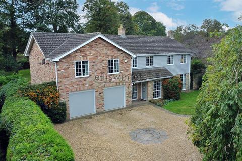 5 bedroom detached house for sale, Mill Close, Hemingford Grey, Huntingdon