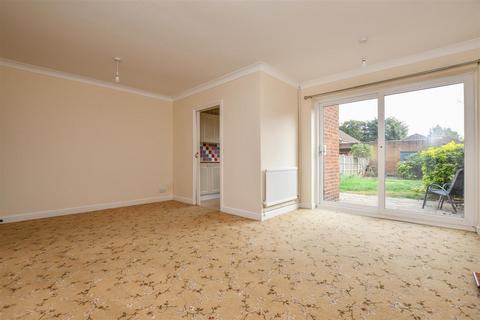 3 bedroom terraced house for sale, Floral Drive, London Colney, AL2