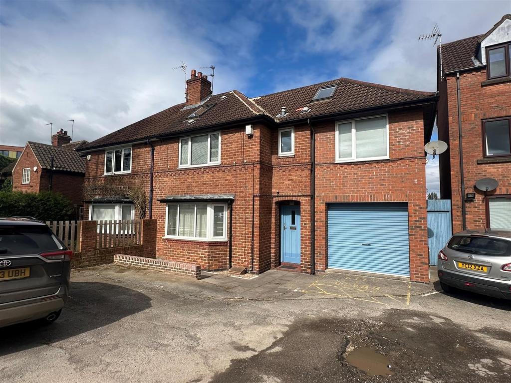 Layerthorpe, York 4 bed house for sale £450,000
