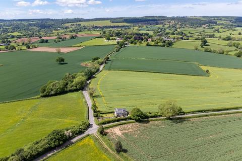 4 bedroom detached house for sale, Luston