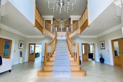 6 bedroom detached house for sale, The Glade, Kingswood