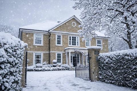 undefined, The Glade, Kingswood