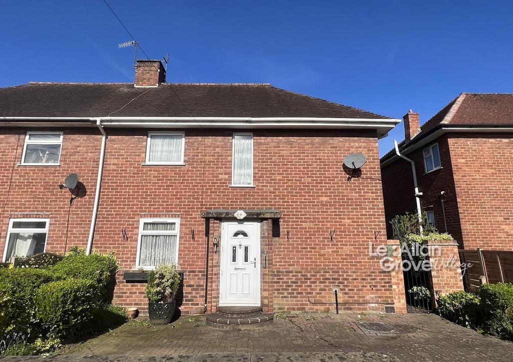 Alexander Close Catshill 2.jpg