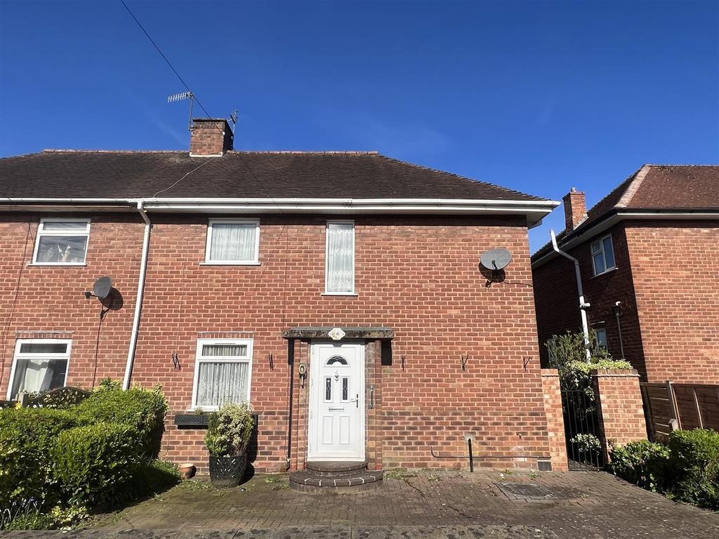 Alexander Close Catshill 1.jpg