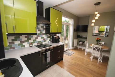 157 Norman Lane, Bradford, BD2 2JT