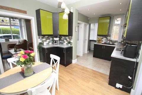 157 Norman Lane, Bradford, BD2 2JT