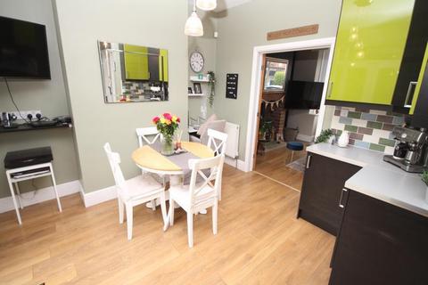 157 Norman Lane, Bradford, BD2 2JT