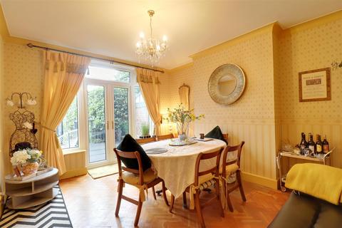 8 Berkeley Crescent, Wistaston, Crewe, CW2 6QA