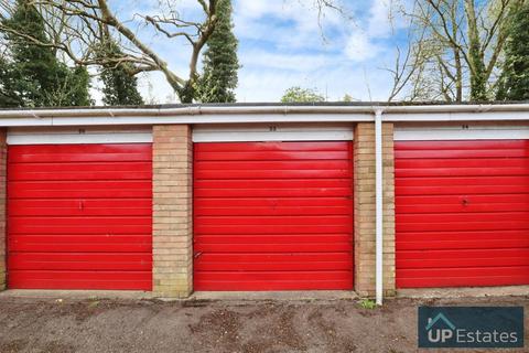 55 Bankside Close, Coventry, CV3 4GD