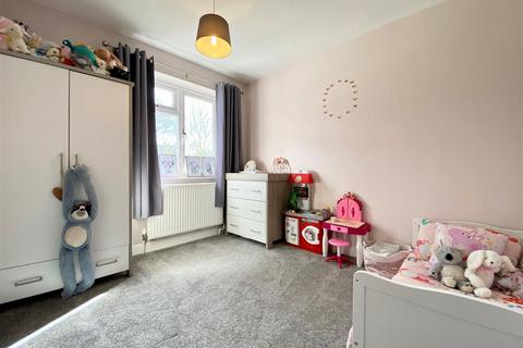 212 Teagues Crescent, Trench, Telford, TF2 6RA
