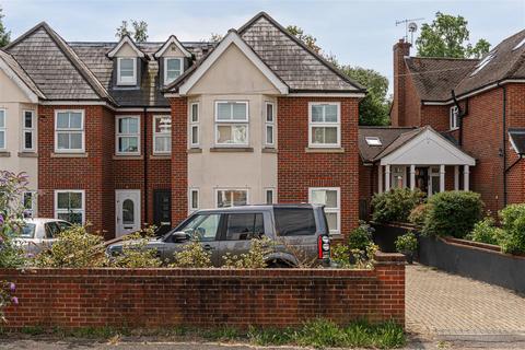 5 bedroom semi-detached house for sale, Cavendish Road, Redhill