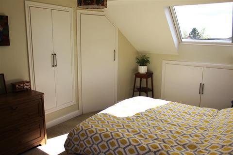 4 bedroom semi-detached house for sale, Southam Street, Kineton, Warwick