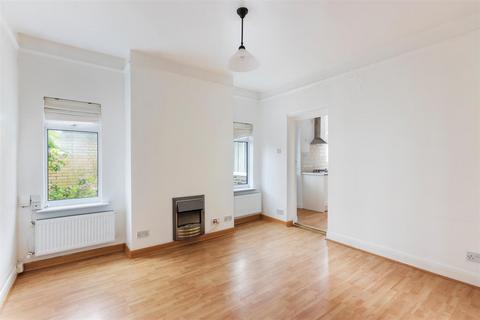 106a Durham Road, London, SW20 0TL