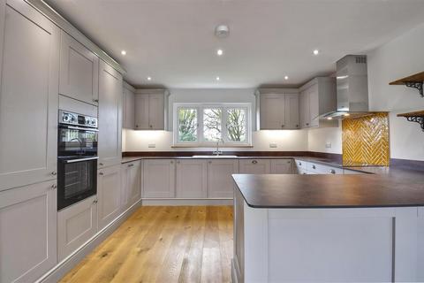 4 bedroom detached house for sale, Dingleden, Benenden