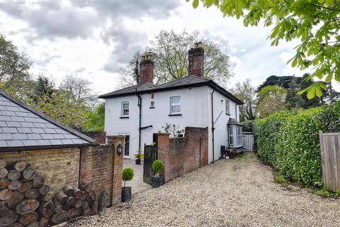 4 bedroom detached house for sale, Wilsley Pound, Sissinghurst, Cranbrook