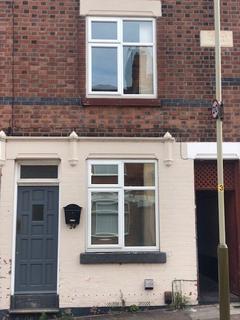 2 bedroom terraced house to rent, Burns Street, Leicester