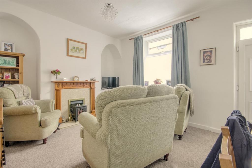 Russell Street, Skipton 3 bed terraced house for sale £164,995