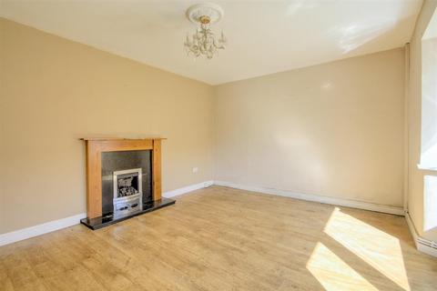 3 bedroom terraced house for sale, Stone Grove, Steeton