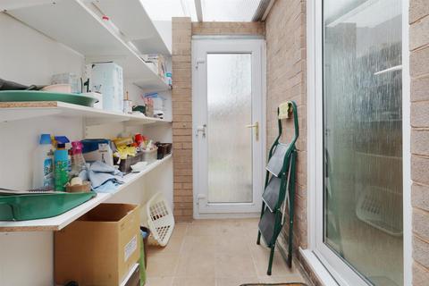 13 Convent Close, Kenilworth, CV8 2FQ