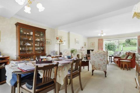 13 Convent Close, Kenilworth, CV8 2FQ
